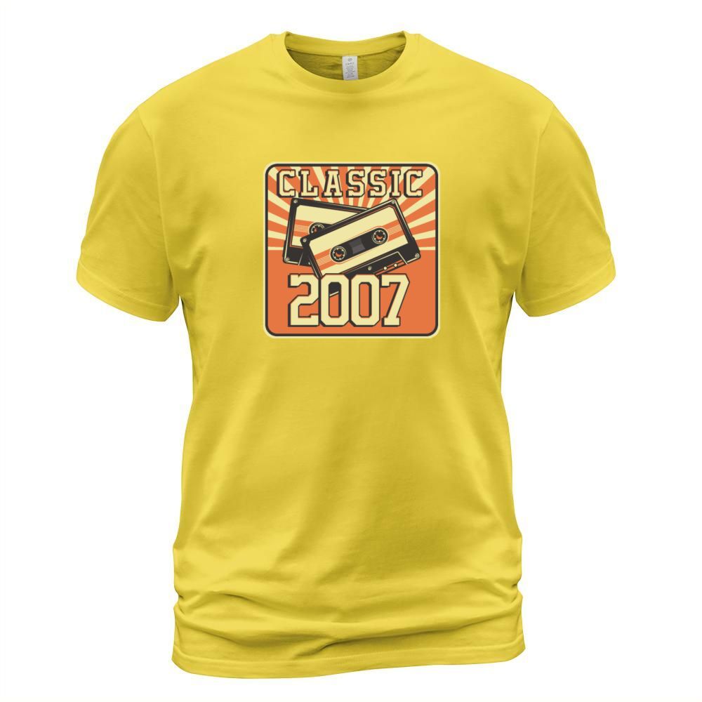 13 th Birthday Gift for Boys And Girls Born in Men's T-Shirt