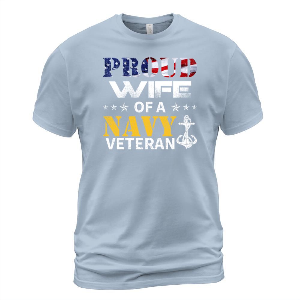 Proud Wife Of A Navy Veteran US Flag Military Gift Men's T-Shirt