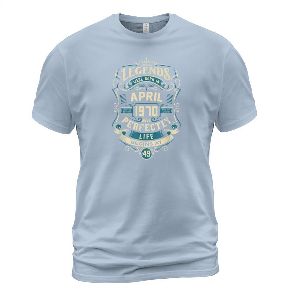Retro Vintage April 1970 birthday Men's T-Shirt