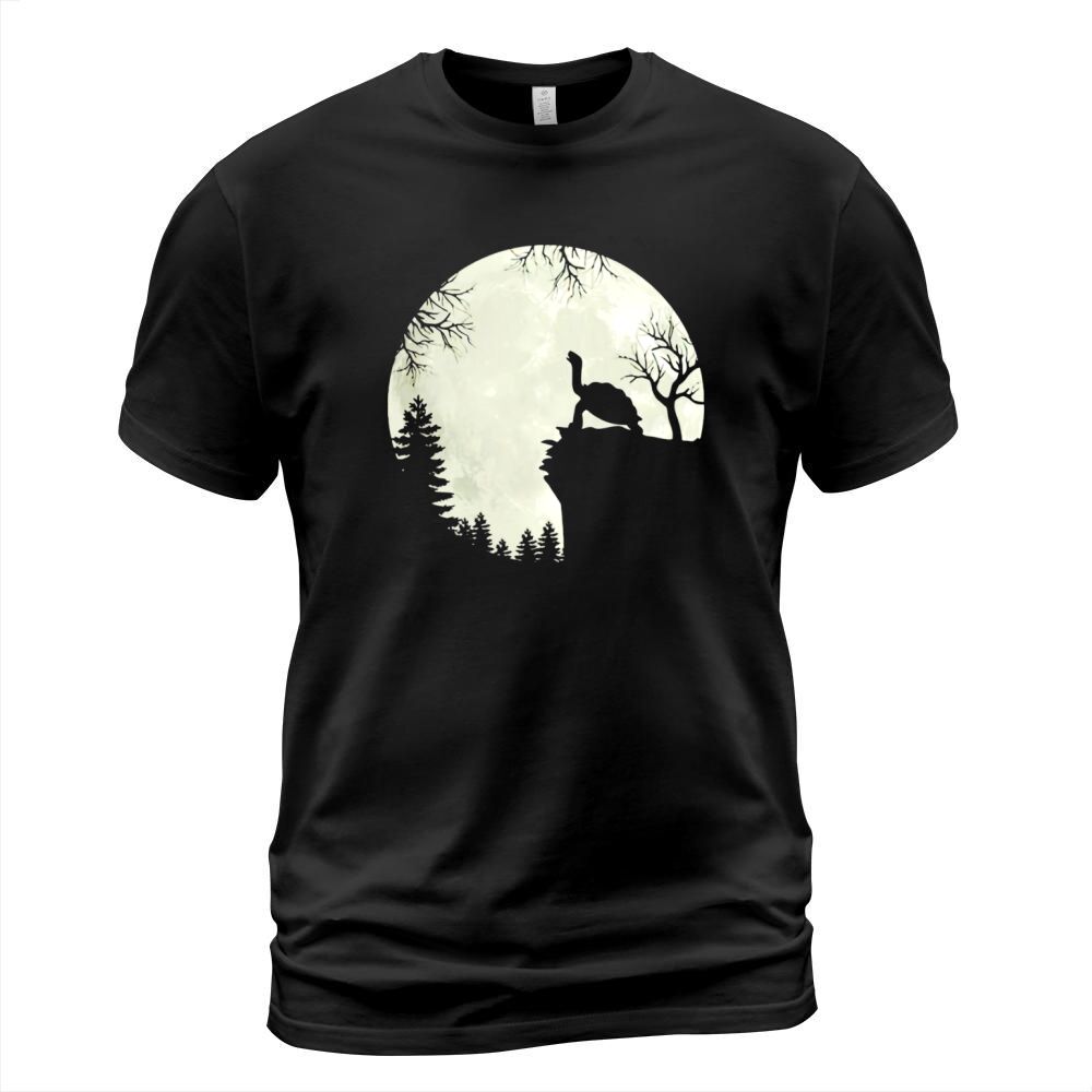 Howling turtle the moon T-Shirt Unisex